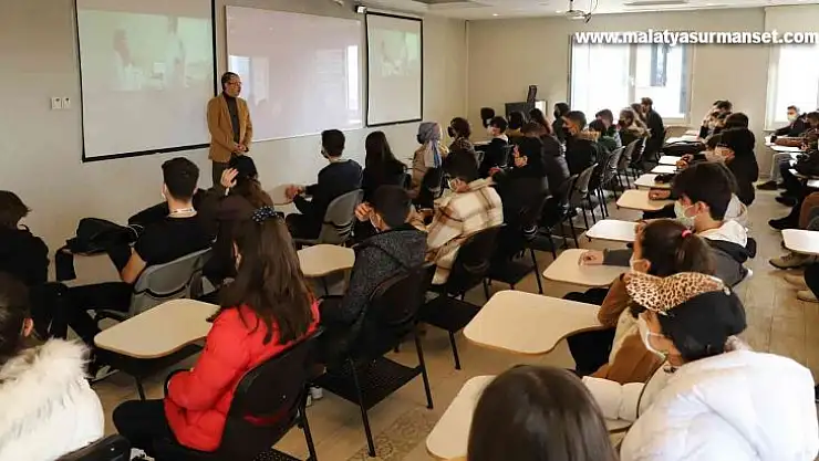 100 aileye tarihte yolculuk