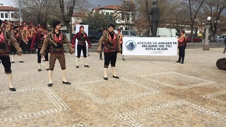 100'üncü yıla özel 100 seğmen ile kutlama