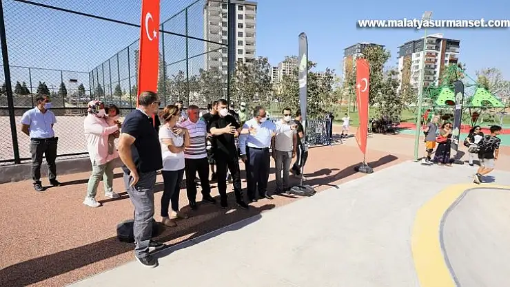 14 yaşındaki genç istedi, Fadıloğlu yaptı