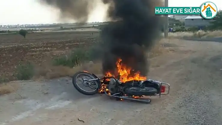 144 TL cezaya kızıp motorunu ateşe verdi