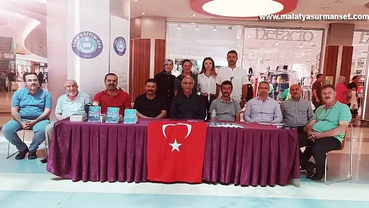 15 Temmuz Hain Darbe Girişimine Karşı Verilen Kutlu Mücadelenin Anlatıldığı 'KOZGALIŞ' ADLI Roman İçin İmza Günü Düzenlendi