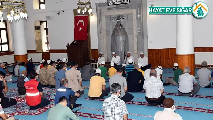 15 Temmuz şehitleri mevlid-i şerifle anıldı