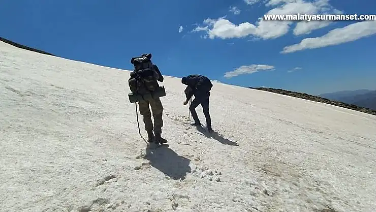 2 bin 550 metreye trekking