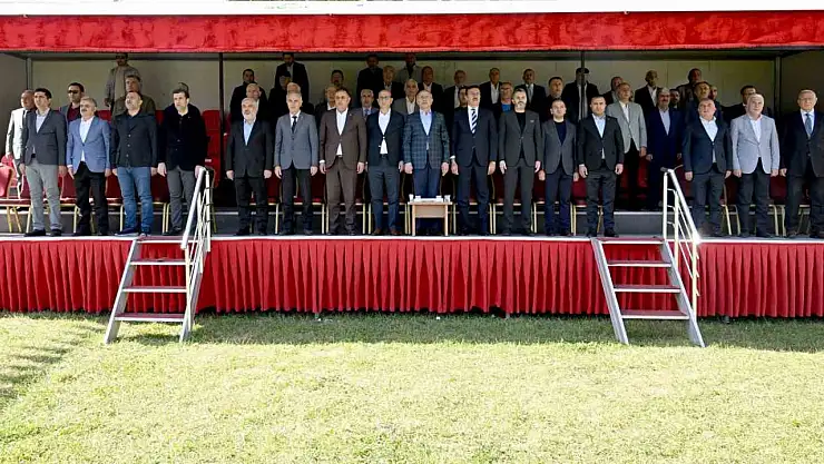 20. Uluslararası Turgut Özal Karakucak Güreşleri görkemli başladı