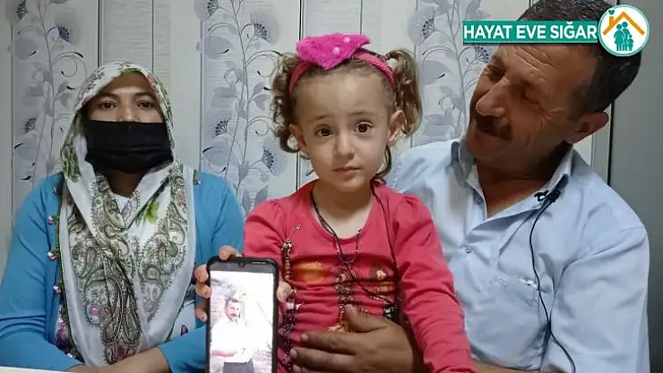 20 yıl çocuk hasreti çektiler, tedavilerinin ardından dünyaya gelen evlatları ile doktoru ziyaret ettiler