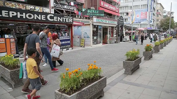 Sakarya Caddesi yenileme çalışmasında sona gelindi