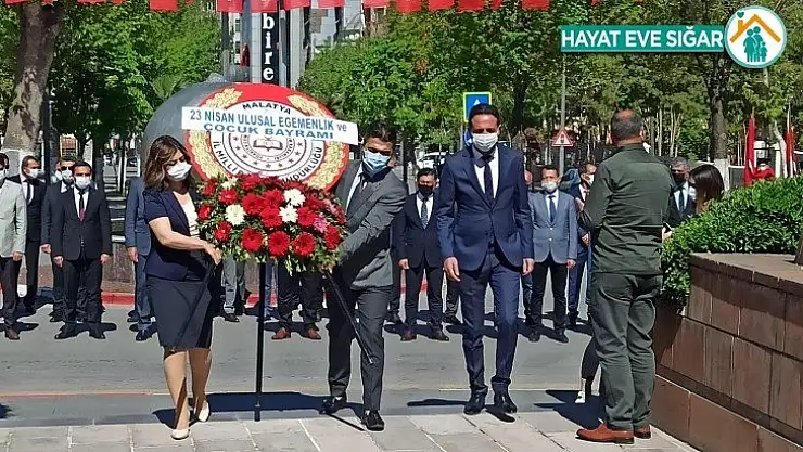 23 Nisan'a sade kutlama