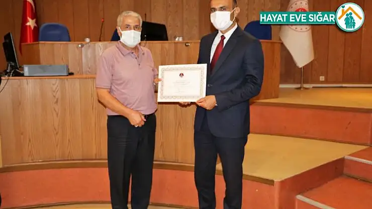 25 yılını dolduran personele teşekkür belgesi