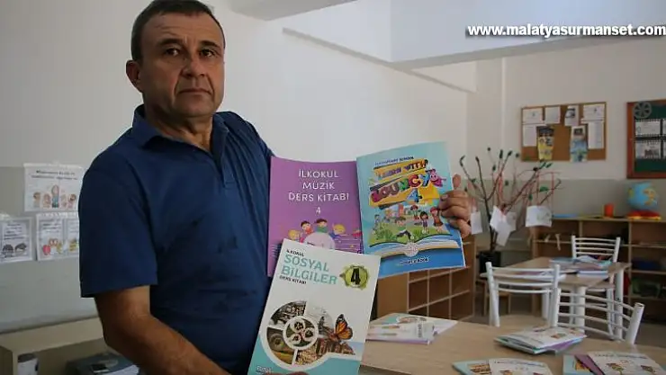 25 yıllık fedakar eğitimci, tatil gününde öğrencileri için kolları sıvadı