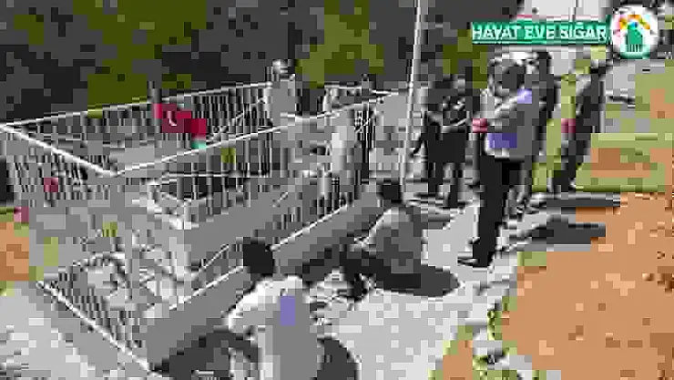 26 yıl önce şehit edilen 6 öğretmenden Elazığlı Rüstem Şen kabri başında anıldı