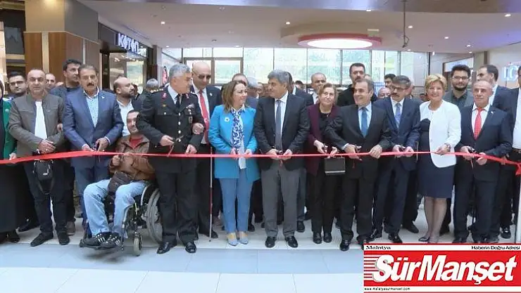 29 Ekim konulu yağlı boya sergisi açıldı