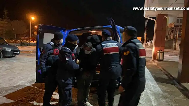3 hırsızlık şüphelisi, 8'inci soygunda suçüstü yakalandı