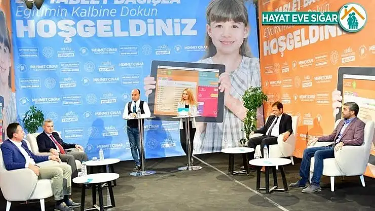 3 saat süren canlı yayında bin 161 tablet bağışlandı
