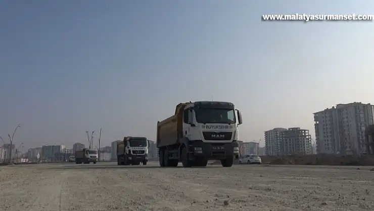 35 metre genişliğindeki yeni bulvara sürücülerden tam puan