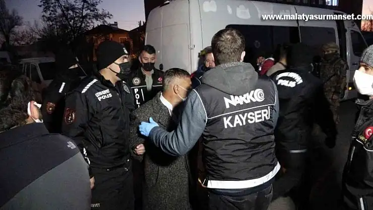 350 polisin katıldığı operasyonda yakalanan 3 kişi tutuklandı
