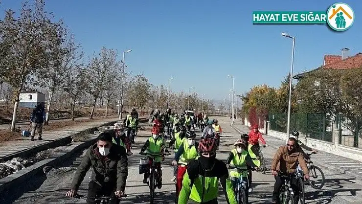 40 bisikletçi Çırmıhtı'nın eşsiz güzelliklerinde pedal çevirdi