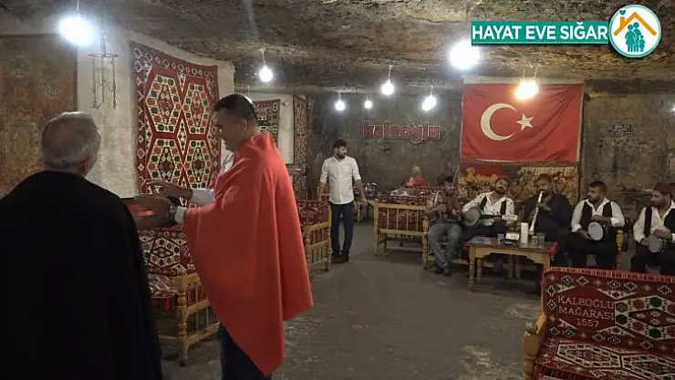 45 derecede battaniye ve sobayla ısınıyorlar