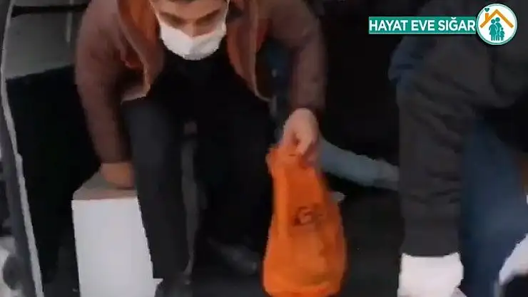 5 kişilik araçtan 15 kişi çıktı