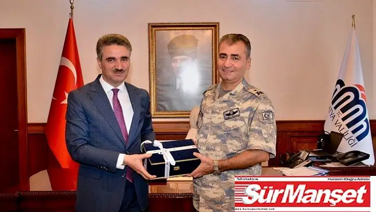7. Ana Jet Üstü Komutanından veda ziyareti