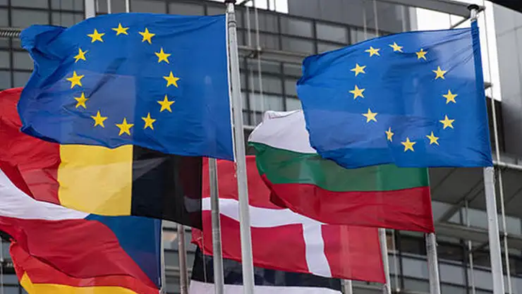 AB, Ukrayna'ya gönderecek para bulamıyor