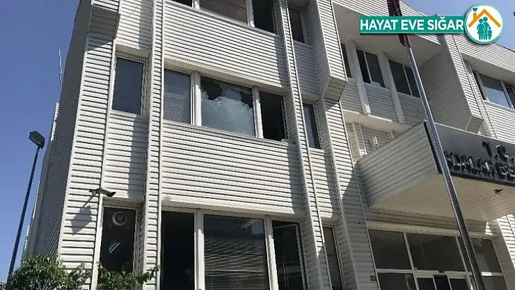 Adalar Belediye binasına pompalı saldırı