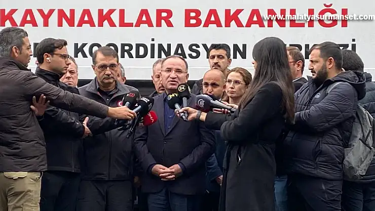 Adalet Bakanı Bozdağ: '5 cumhuriyet savcımız olayın tahkikatını sürdürmektedir'
