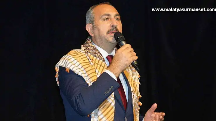 Adalet Bakanı Gül: 'Bu millete kimse pranga vuramayacak'