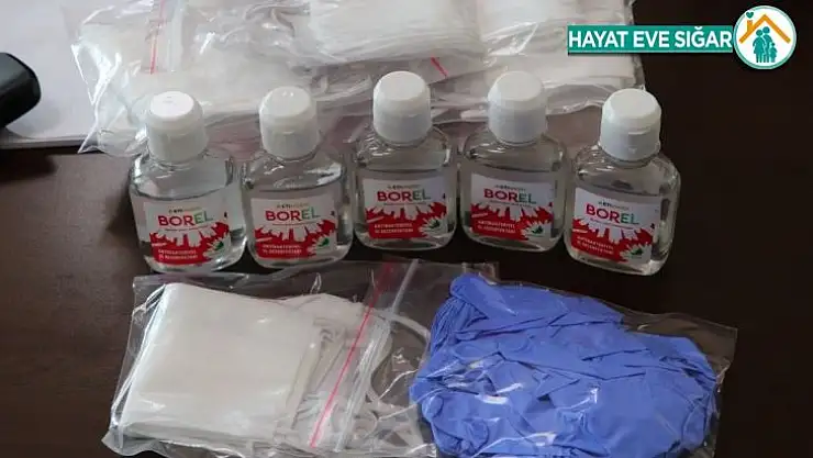 Adapazarı Belediyesinden basın mensuplarına dezenfektan