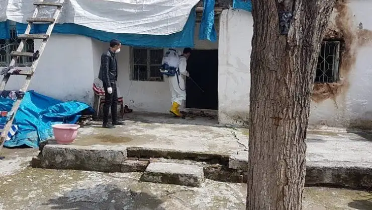 Adıyaman Belediyesi, mahalleri tek tek temizliyor