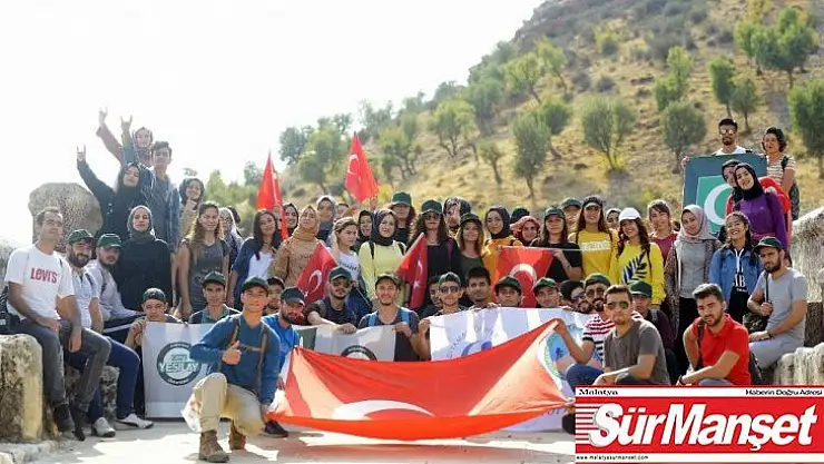 Adıyaman'da, 'Mehmetçiğe selam' temalı yürüyüş yapıldı