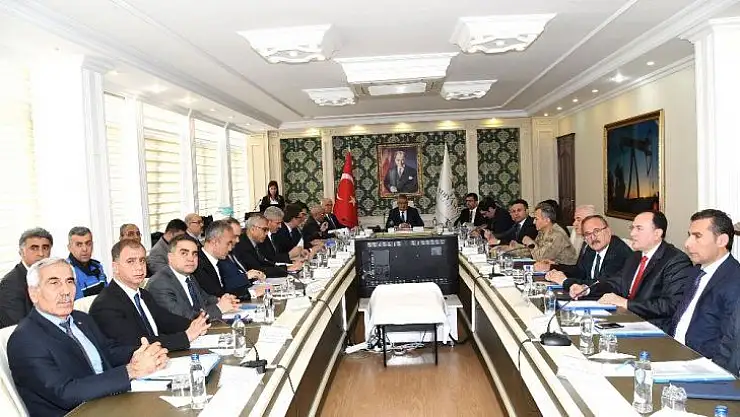 Adıyaman'da bağımlılıkla mücadele toplantısı yapıldı