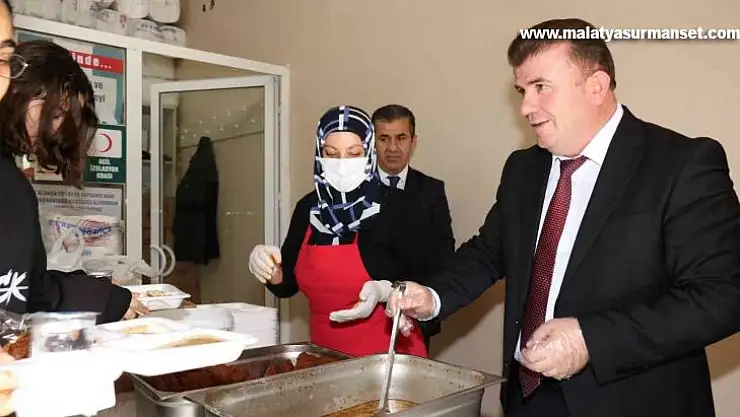 Adıyaman'da günlük 20 bin öğrenciye ücretsiz yemek veriliyor