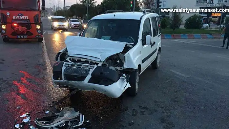 Adıyaman'da iki araç çarpıştı: 6 yaralı