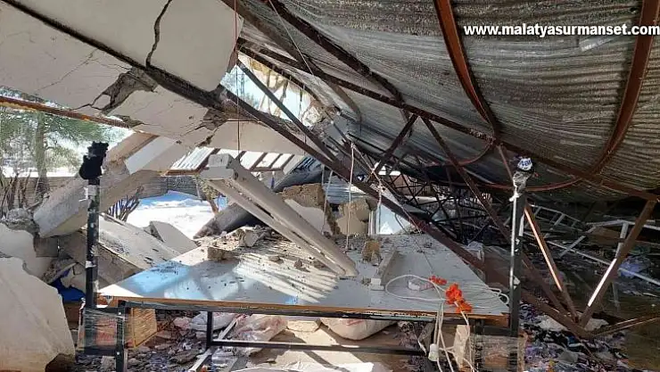 Adıyaman'da tekstil fabrikasının çatısı çöktü
