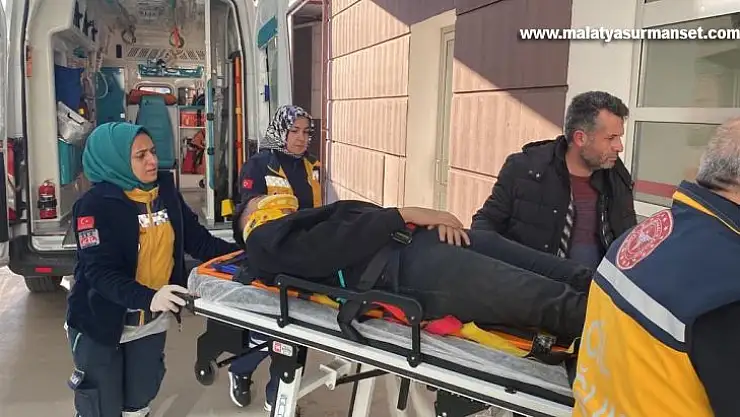 Adıyaman'da traktör devrildi: 1 yaralı