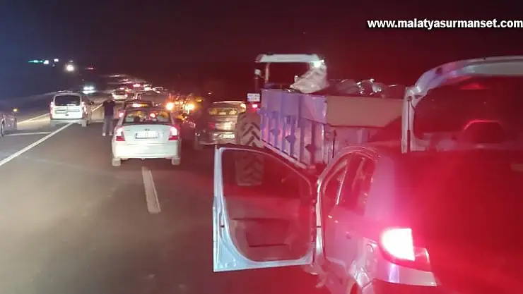 Adıyaman'da zincirleme trafik kazası: 8 yaralı