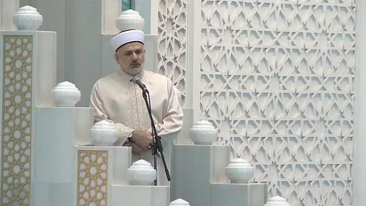 Ahmet Hamdi Akseki Camii'nde temsilen cuma namazı kılındı
