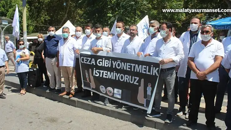 Aile hekimleri bir günlük iş bıraktı