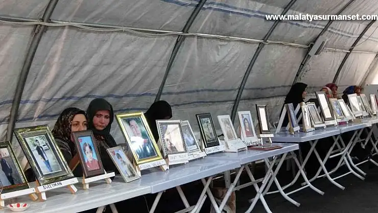 Ailelerin evlat nöbeti bin 233'üncü gününde