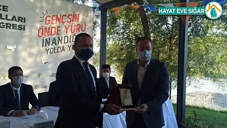 AK Parti Geyve İlçe Gençlik Kolları kongresi yapıldı