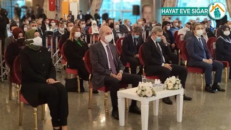AK Parti İstanbul'da ilçe kongreleri başladı