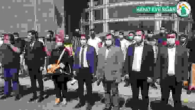 AK Parti İstanbul Gençlik Kolları üyelerinden Erol Mütercimler hakkında suç duyurusu