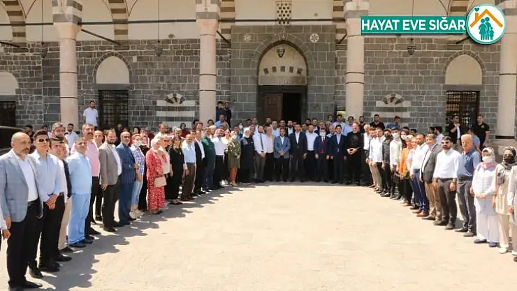 AK Parti'nin gönül seferberliği Sur ilçesi ile devam ediyor