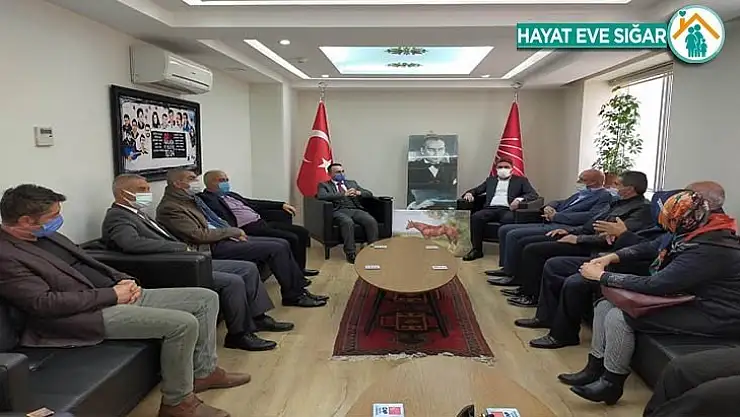 Akçadağ Dayanışma Derneği'nden Başkan Kiraz'a Ziyaret