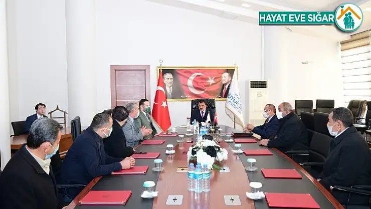 Akçadağ muhtarlarından Başkan Gürkan'a ziyaret