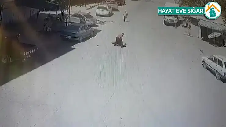 Akrabasını defalarca bıçaklayarak öldürdü