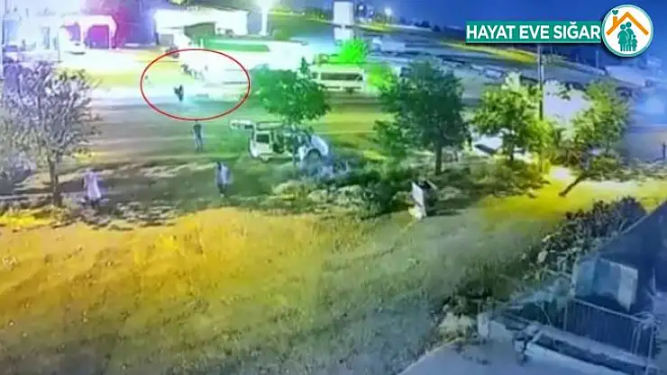 Akrabasının cenazesini beklerken canından oldu