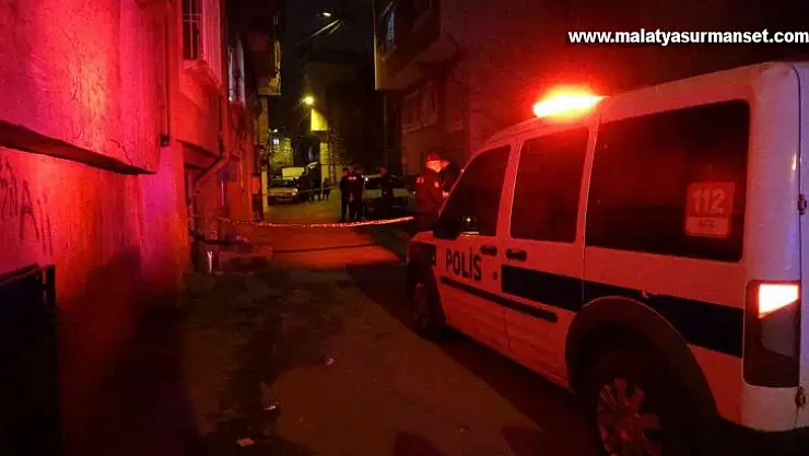 Alacak-verecek kavgası kanlı bitti: 3 yaralı