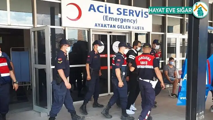 Alacak verecek yüzünden yanlarındaki arkadaşlarını öldürdüler