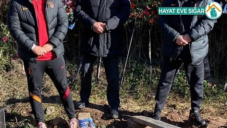 Albayrak, Terim ve Şahin, Özkan Sümer'in mezarını ziyaret etti